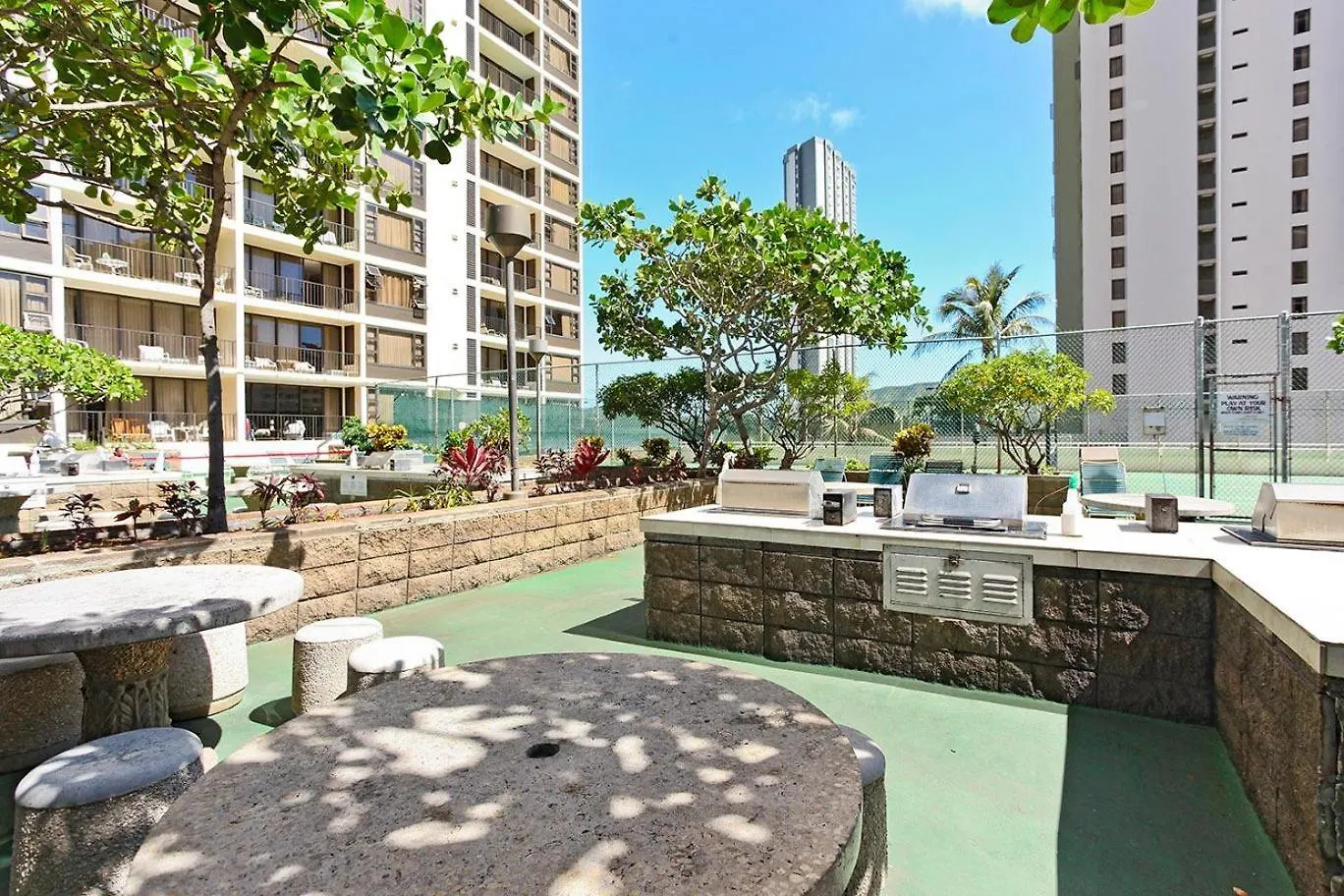Waikiki Banyan Ohana Suite Гонолулу Дом отдыха